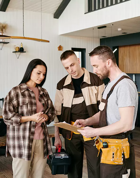 Why Homeowners and Businesses Rely on Our Restoration Team in Lindale, GA?