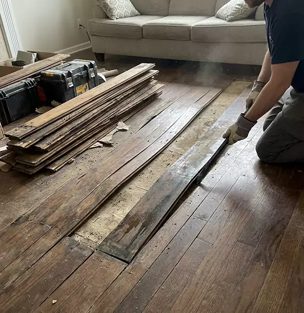 Why Lindale Homeowners Choose Lindale Restoration Pro for Water Damage Floor Repair?